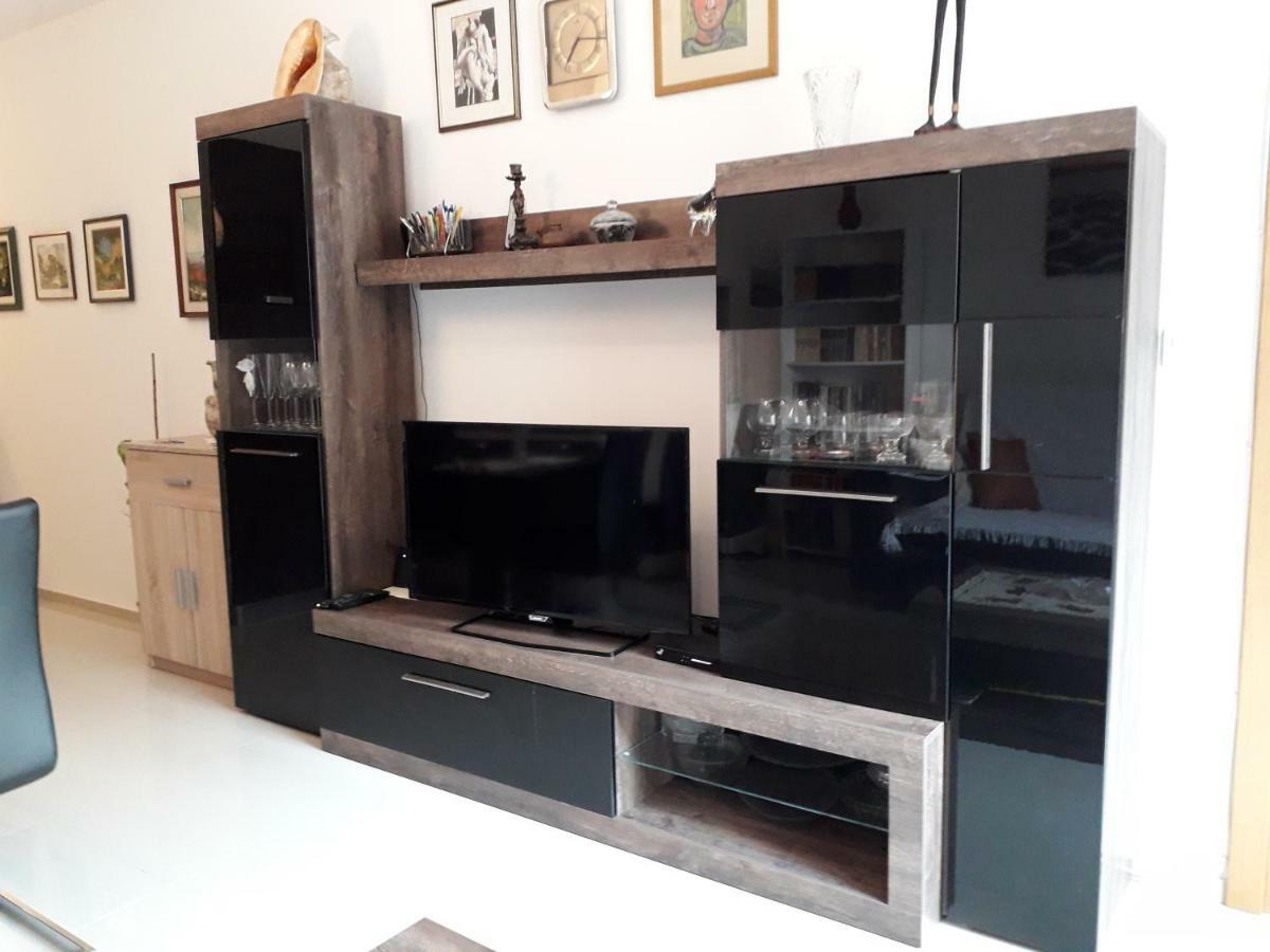 Appgiulia Apartment Pula Ngoại thất bức ảnh